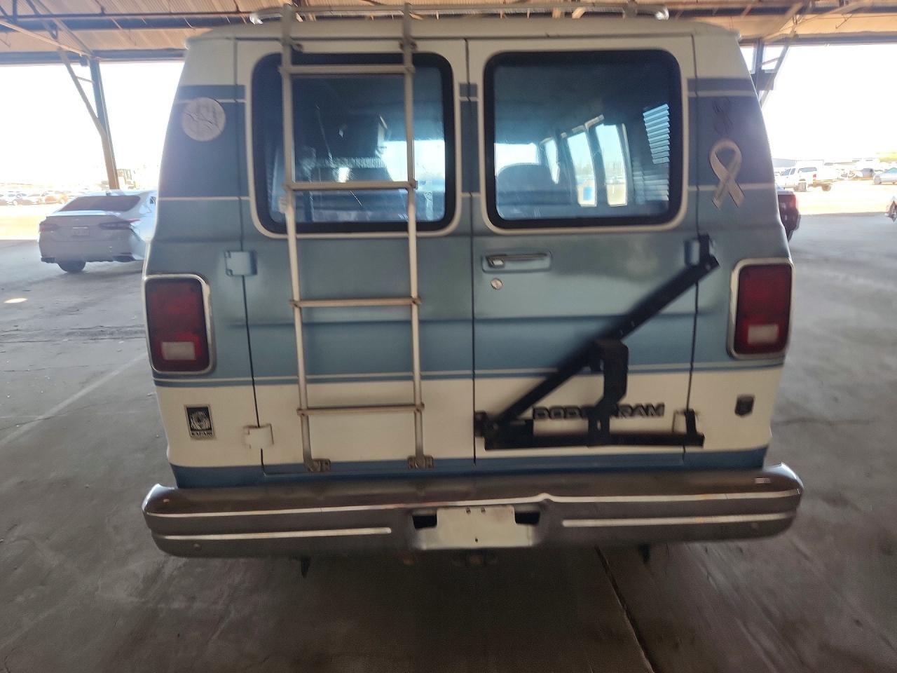 1990 Dodge Ram Van B150 - Фото 6
