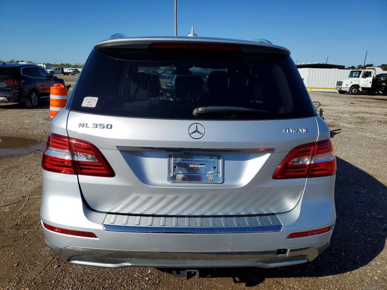 2012 Mercedes-Benz Ml 350 4Matic - Image 6