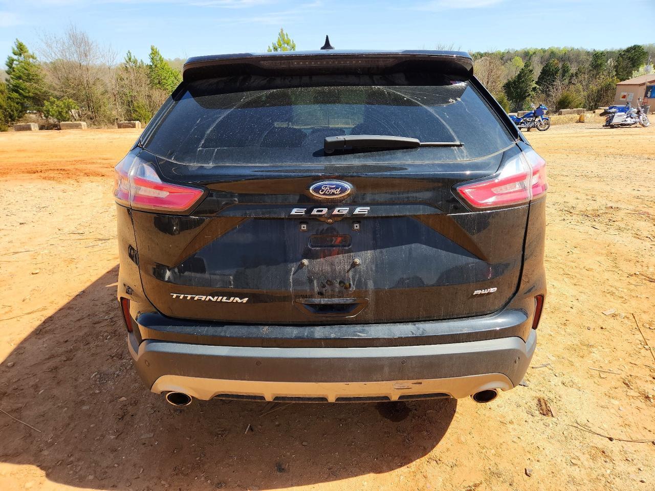 2022 Ford Edge Titanium - Image 6
