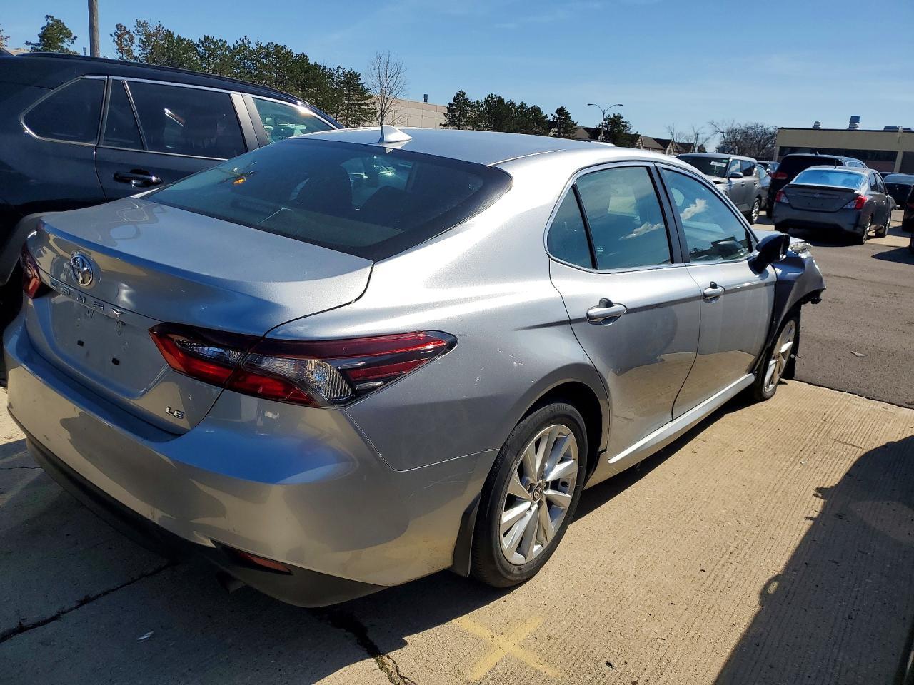 2023 Toyota Camry Le *** Prior Fleet *** - Image 3