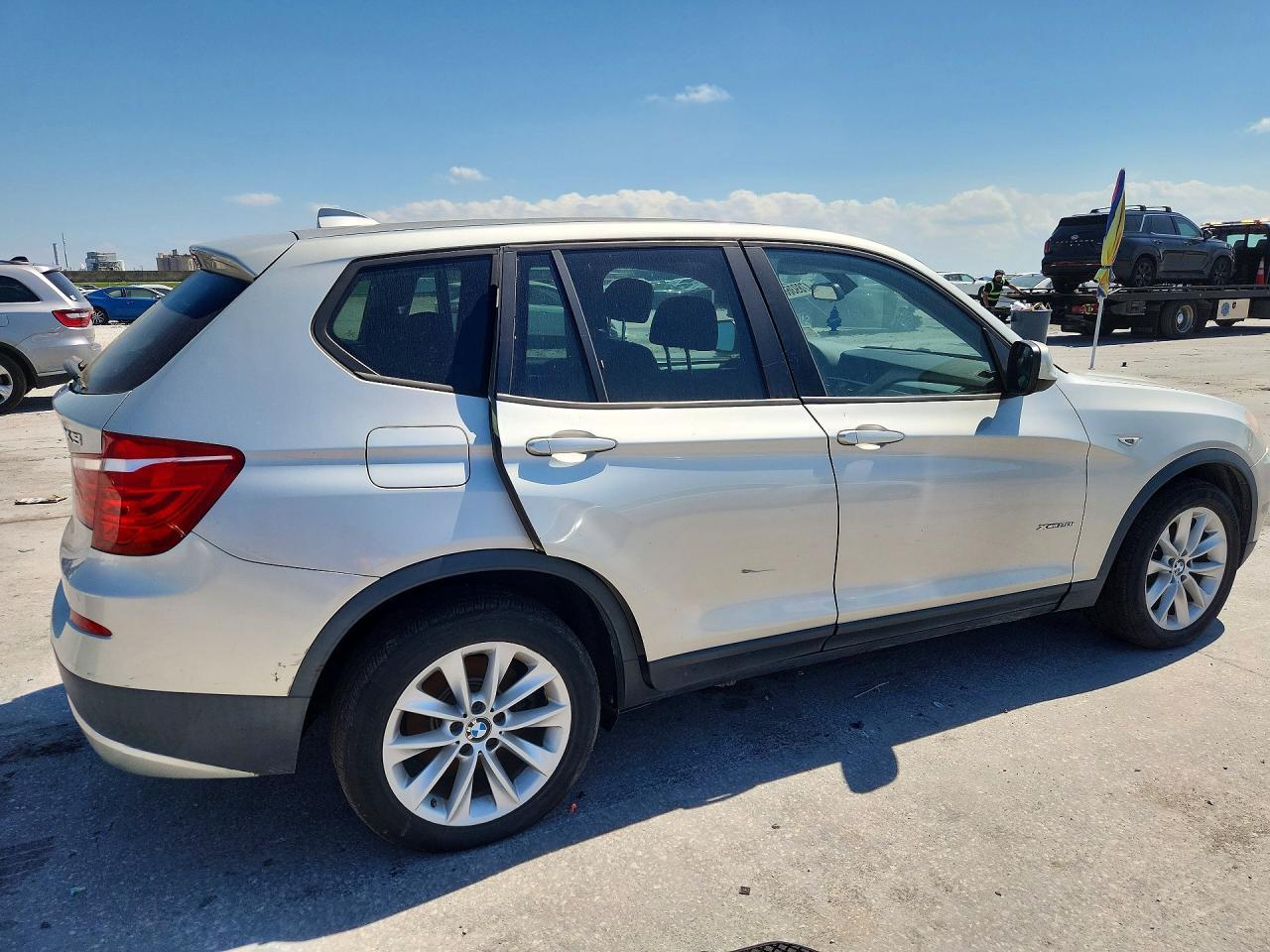 2013 BMW X3 xDrive28I - Image 3