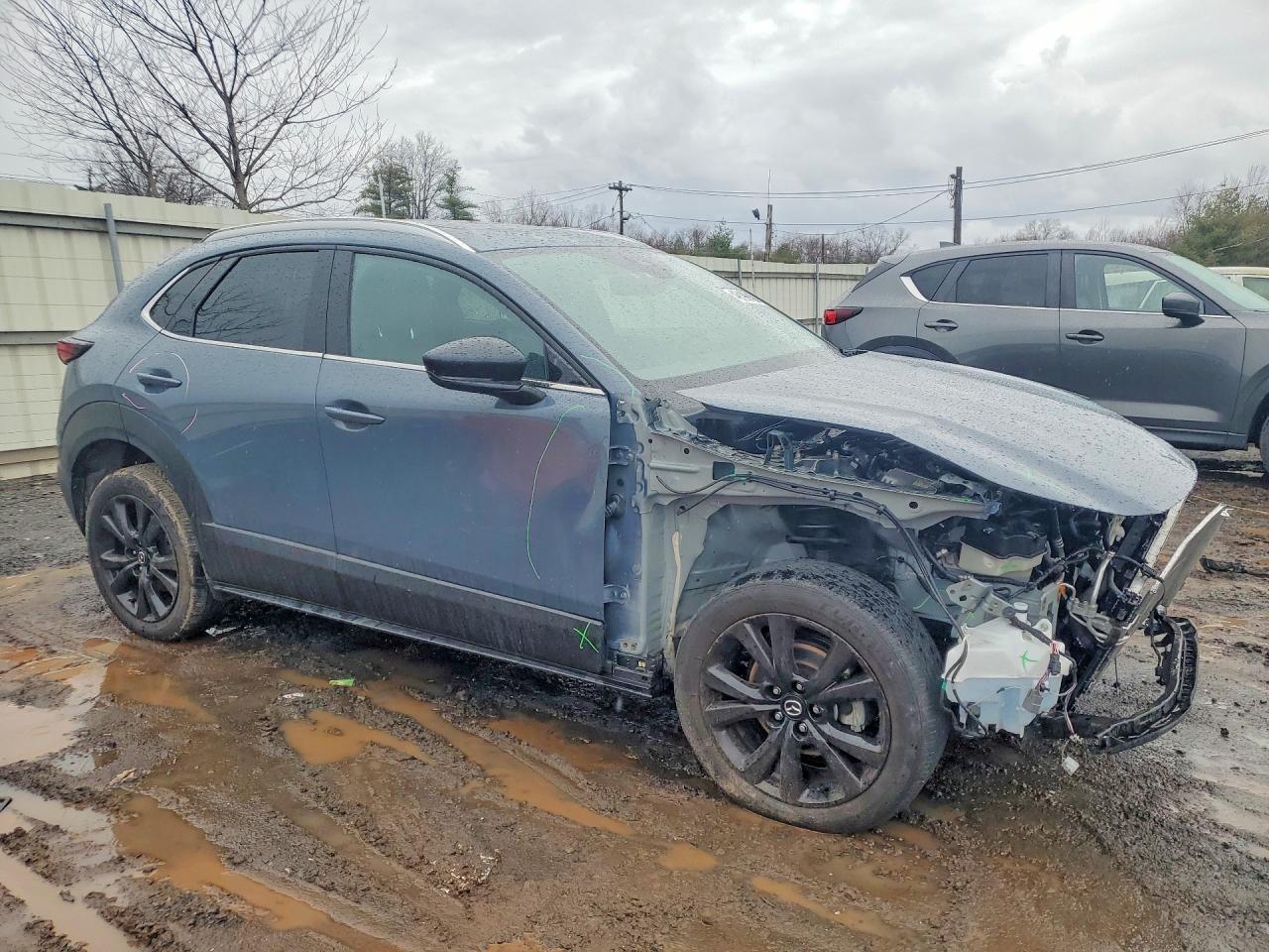 2022 Mazda Cx-30 Premium - Image 4