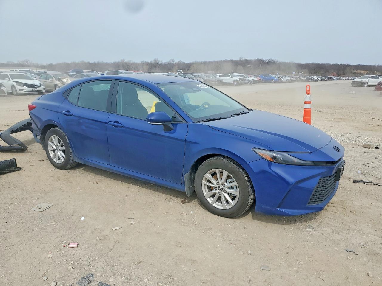 2025 Toyota Camry Le - Фото 4