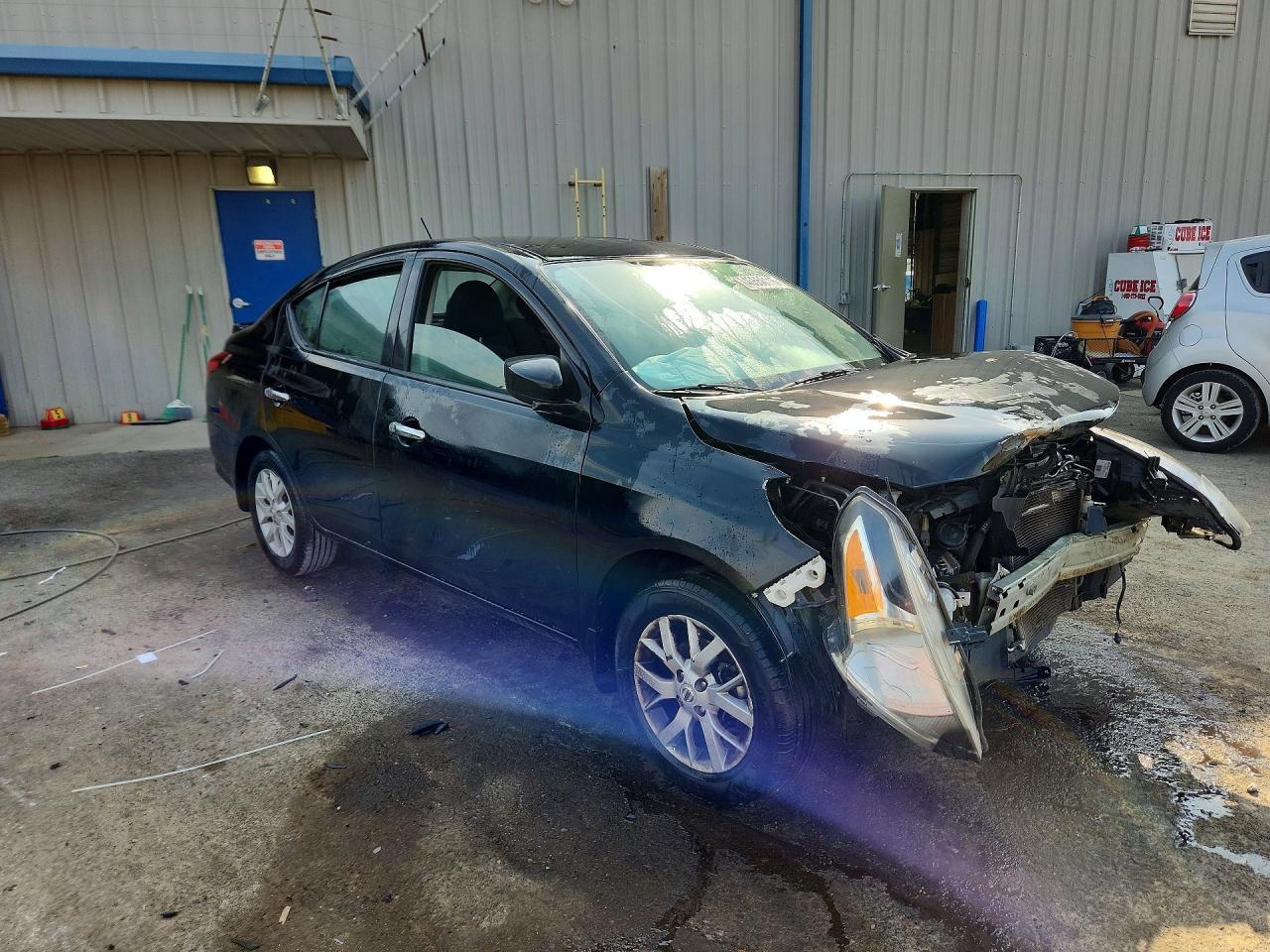 2019 Nissan Versa Sv - Фото 4