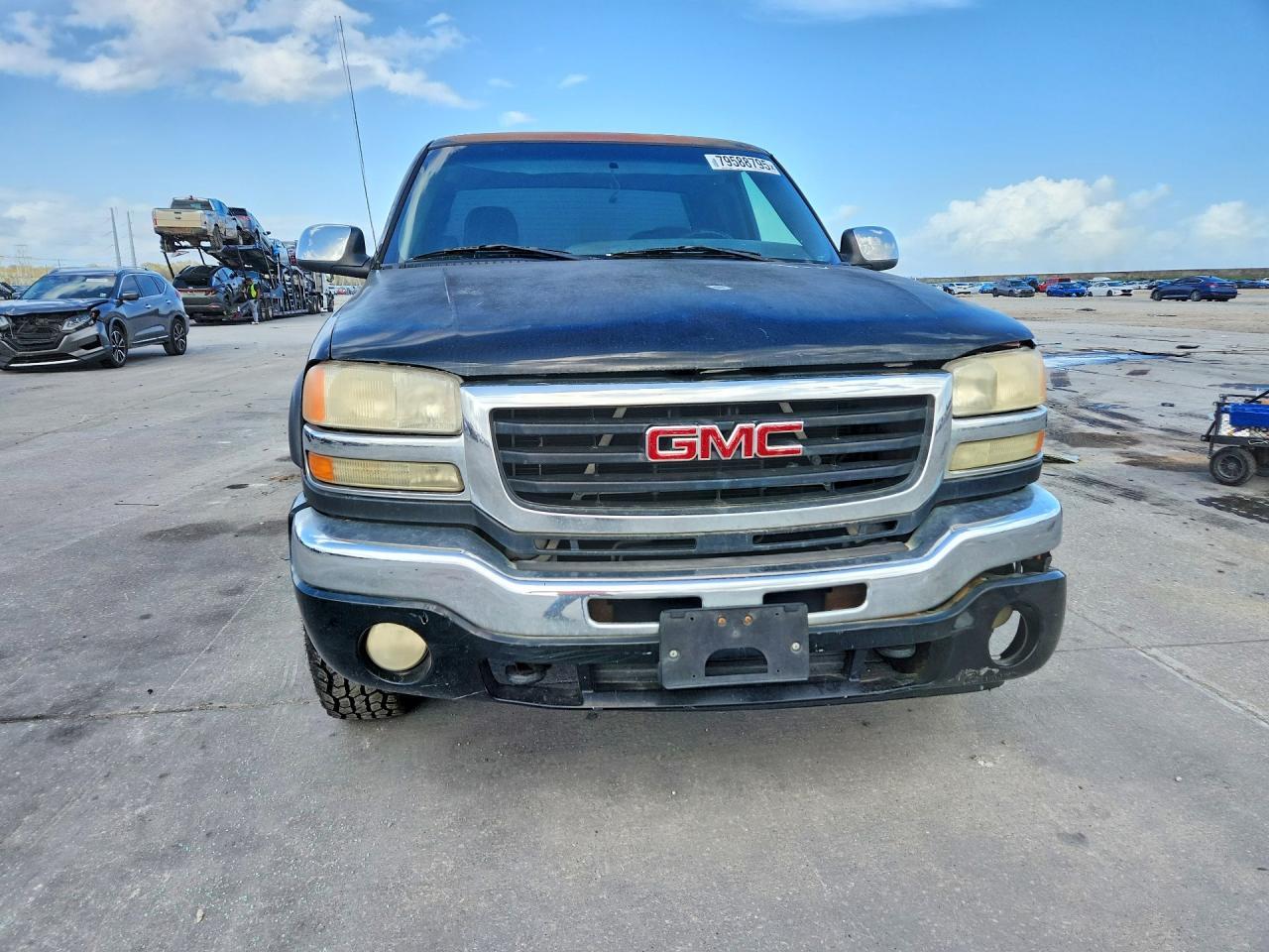 2005 GMC Sierra K2500 Heavy Duty - Фото 5