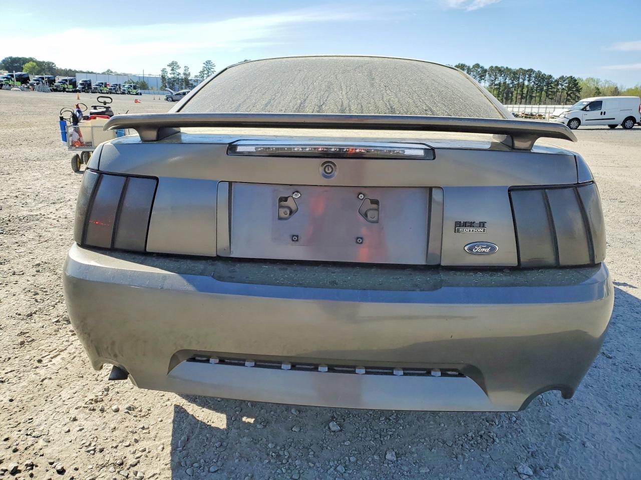 2003 Ford Mustang - Image 6