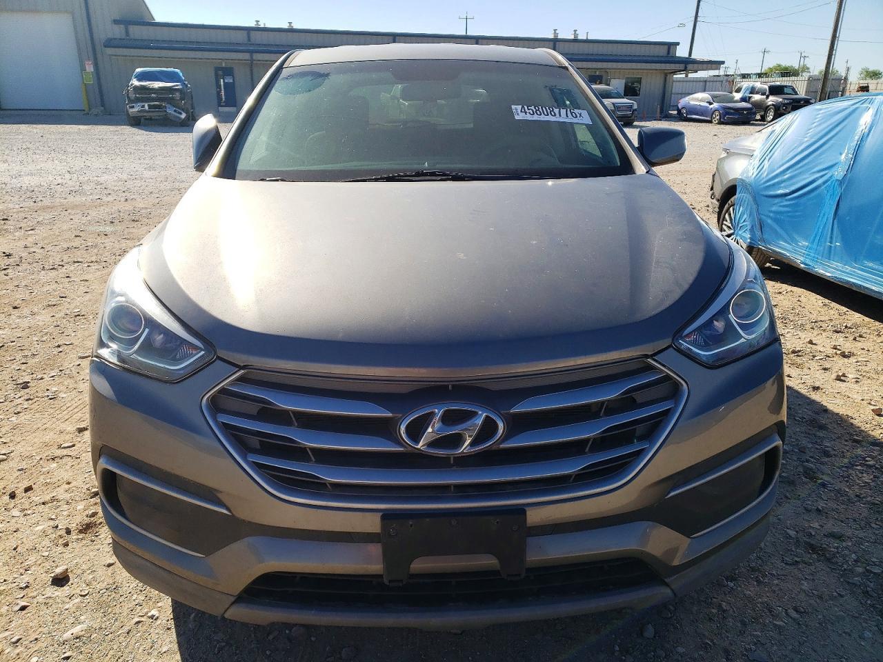2018 Hyundai Santa Fe Sport 2.4L - Image 5