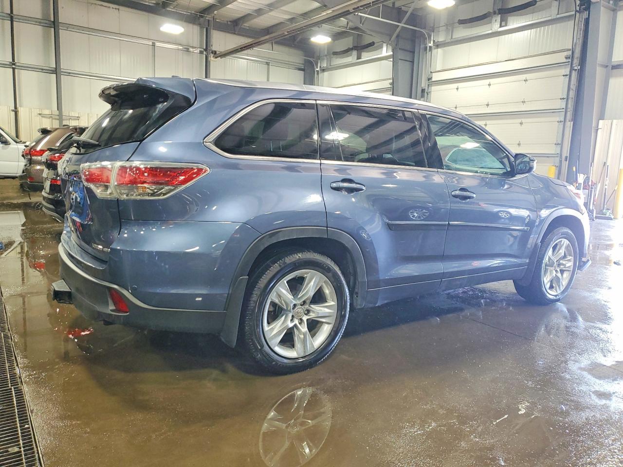 2015 Toyota Highlander Limited - Фото 3