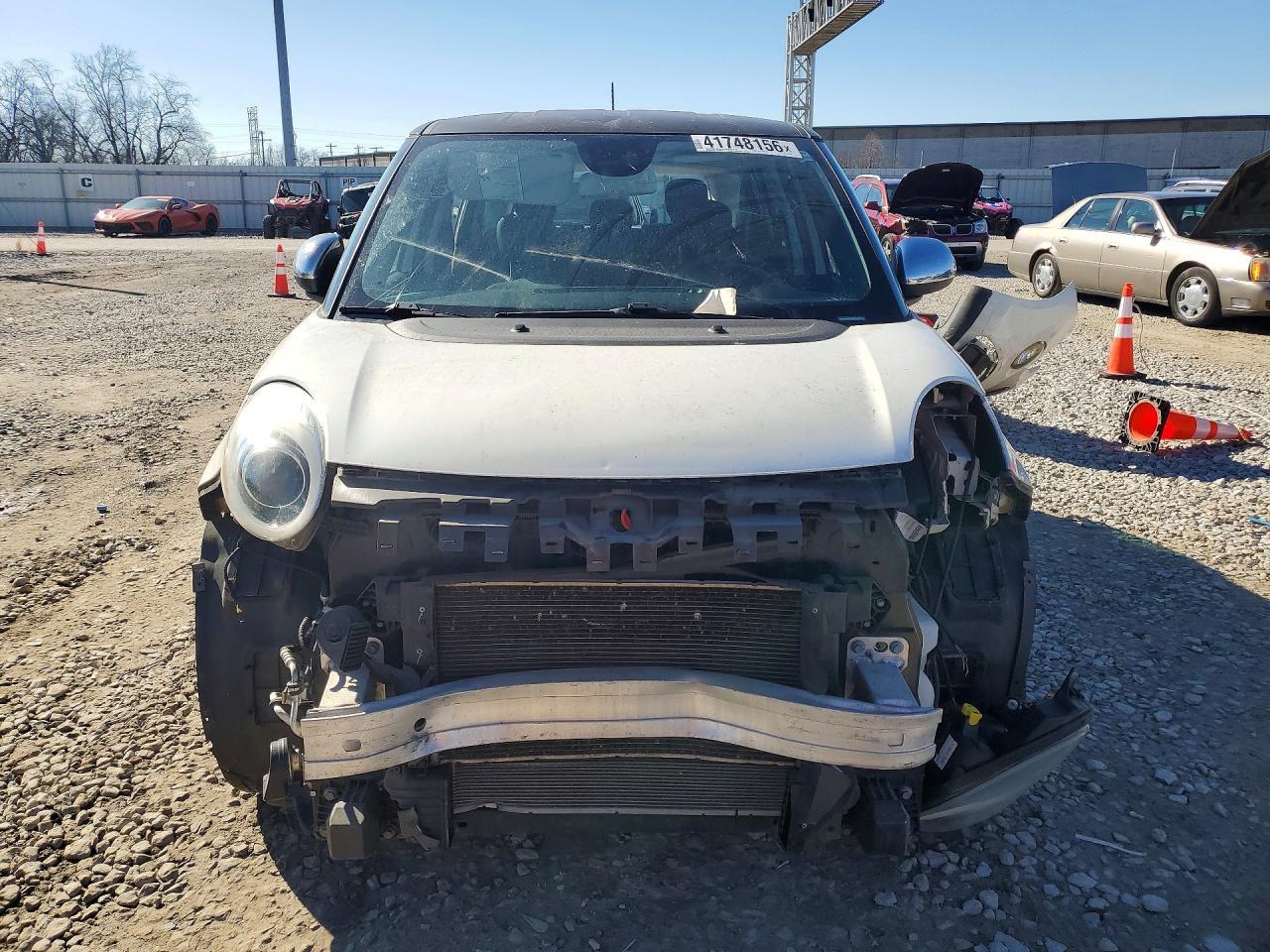 2018 Fiat 500L - Image 5