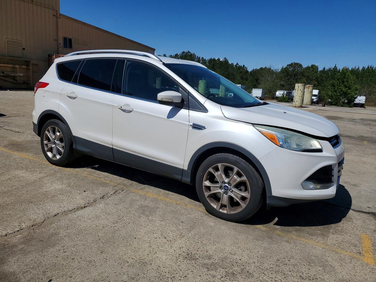 2016 Ford Escape Titanium - Фото 4