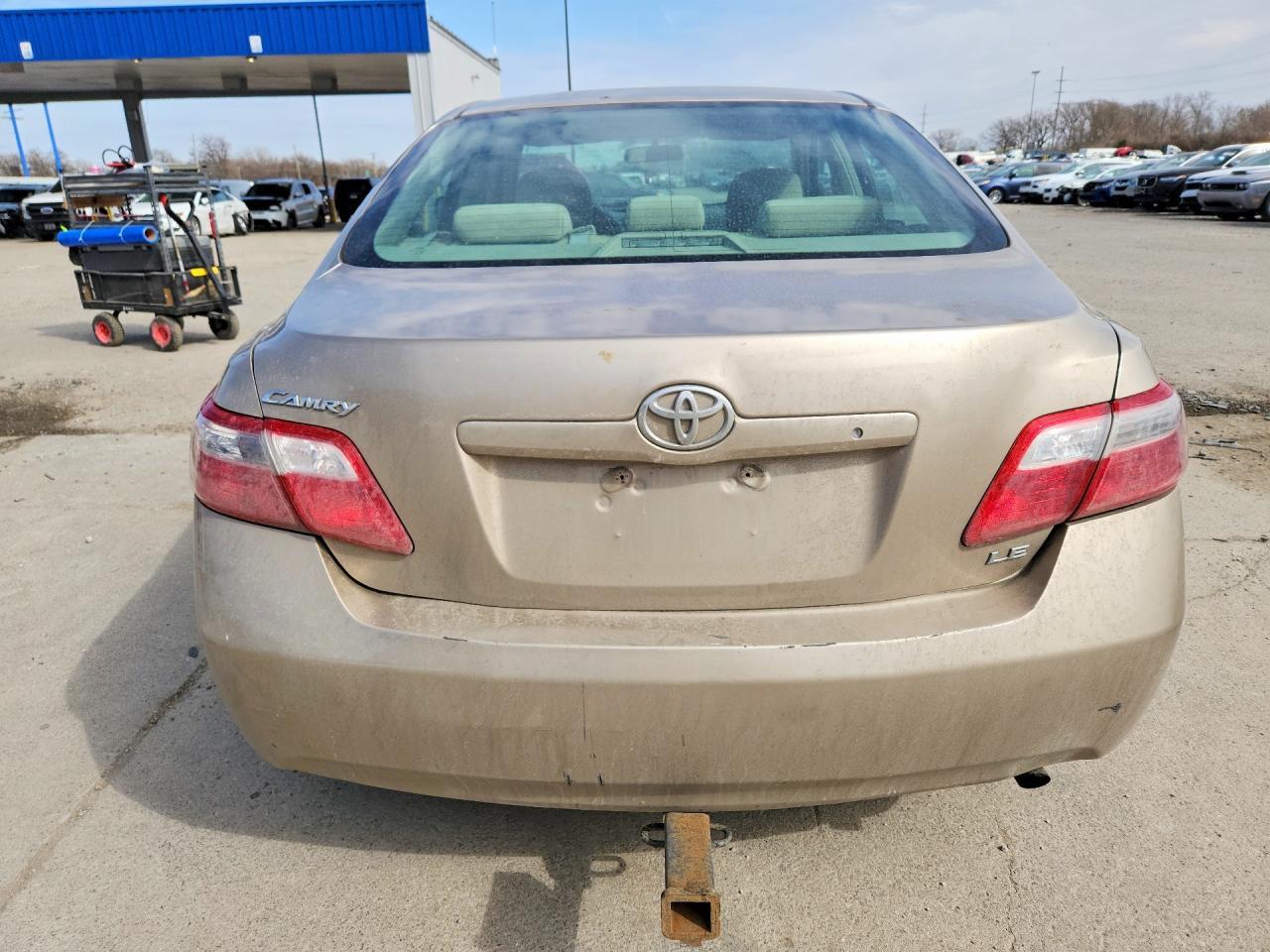 2008 Toyota Camry Le - Image 6