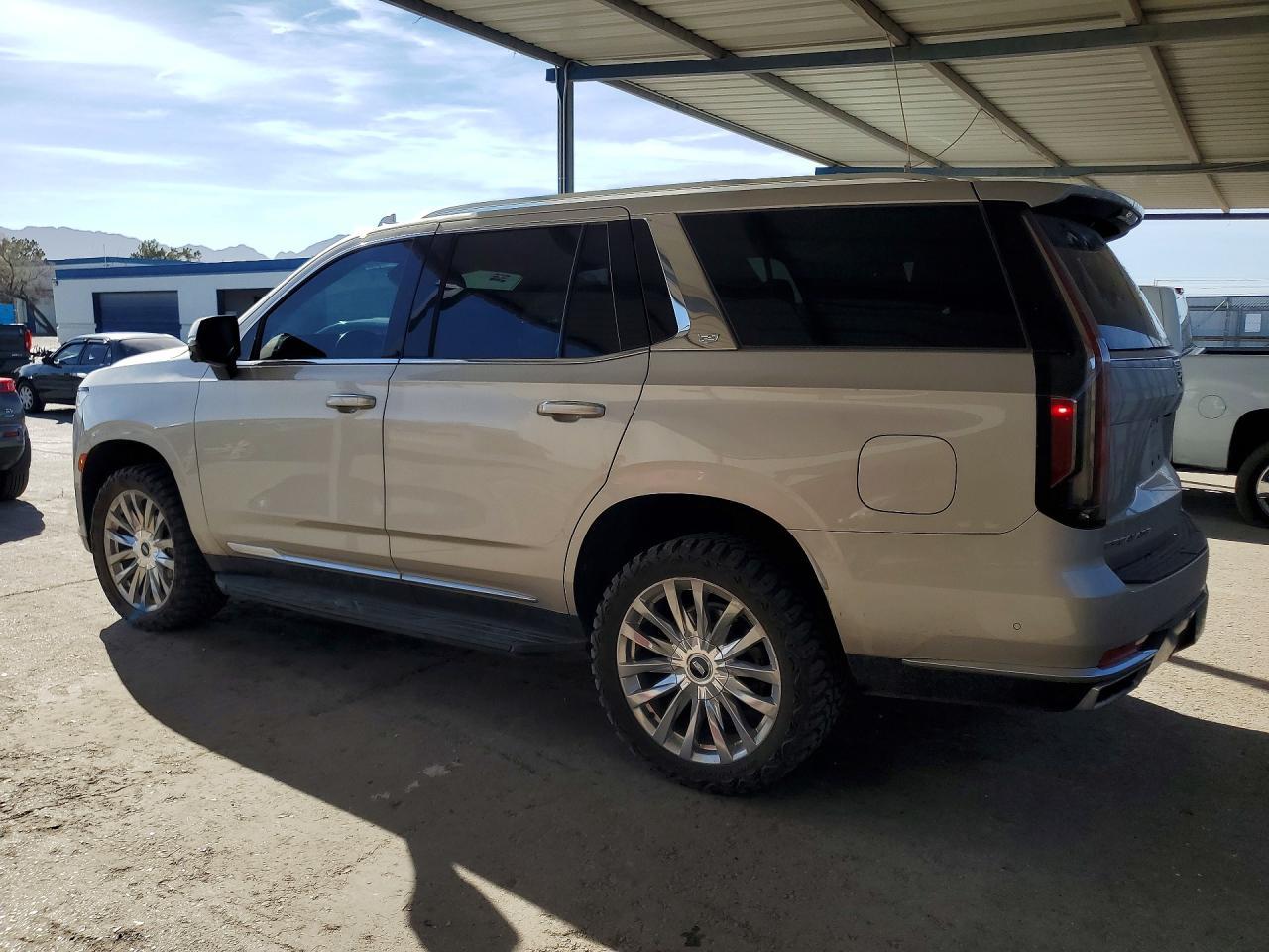 2021 Cadillac Escalade Premium Luxury - Фото 2