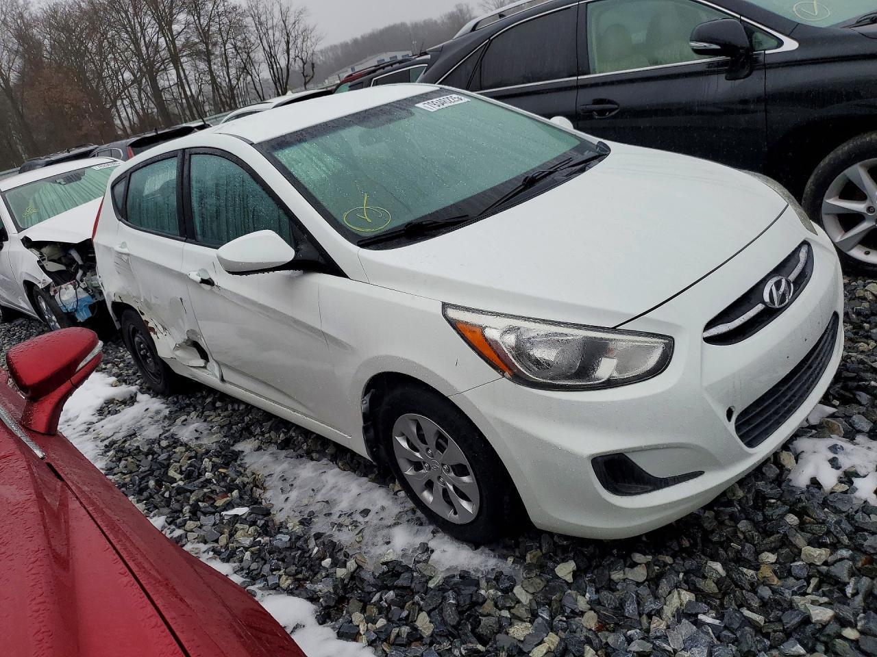 2015 Hyundai Accent Gs - Image 4