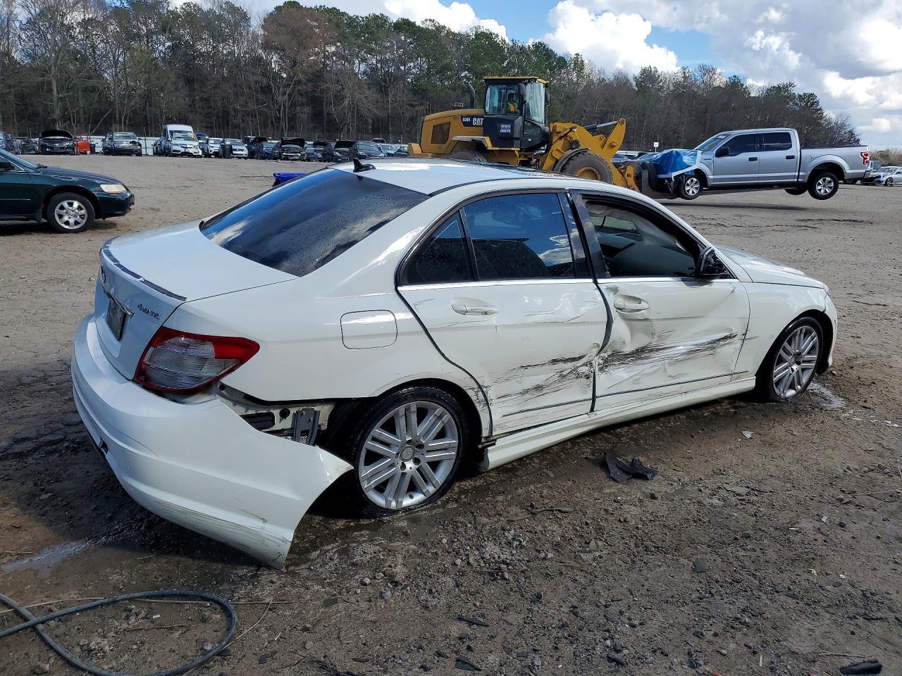 2009 Mercedes-Benz C 300 4Matic - Фото 3