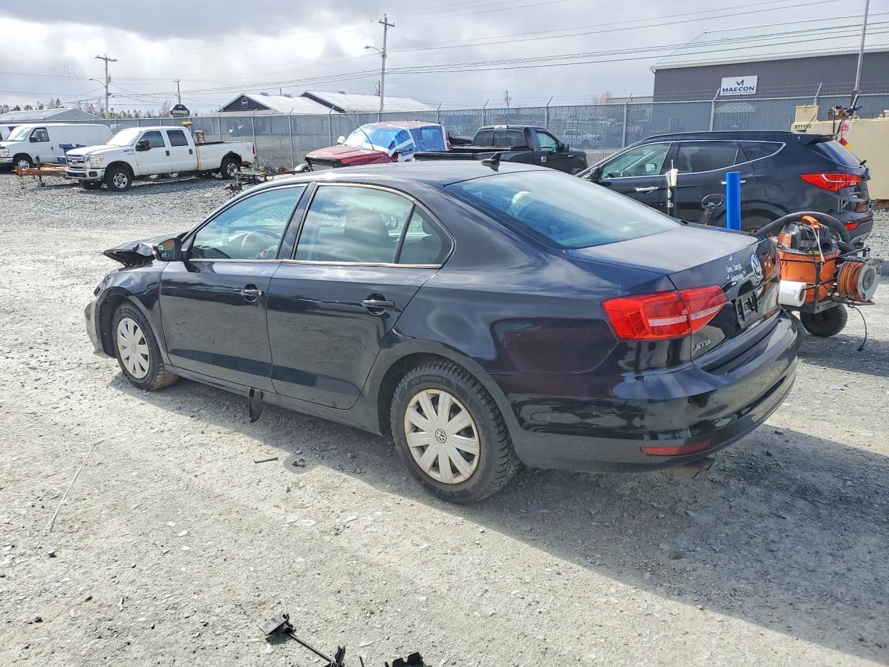 2015 Volkswagen Jetta Base - Image 2