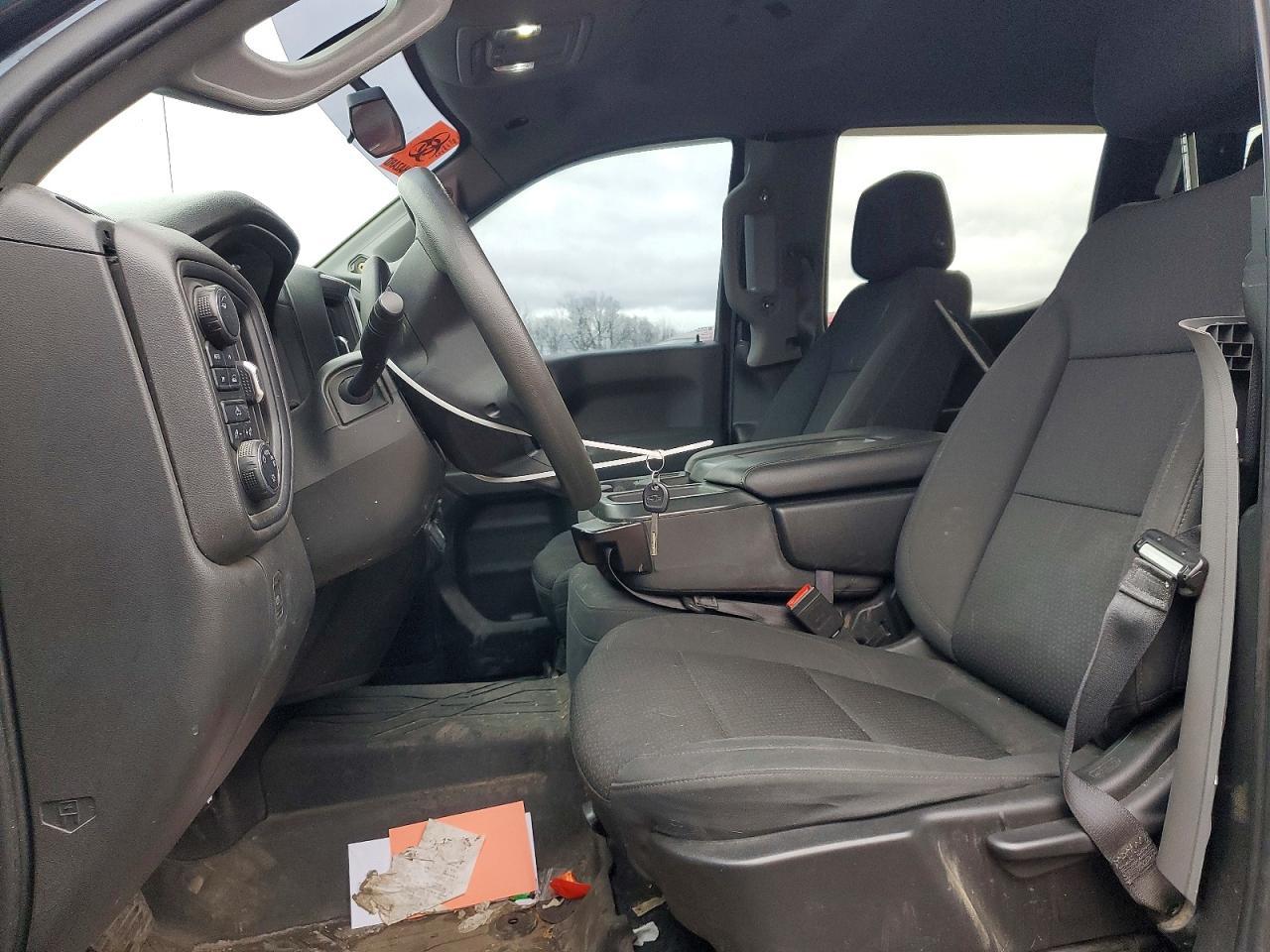 2020 Chevrolet Silverado K1500 Custom - Image 7