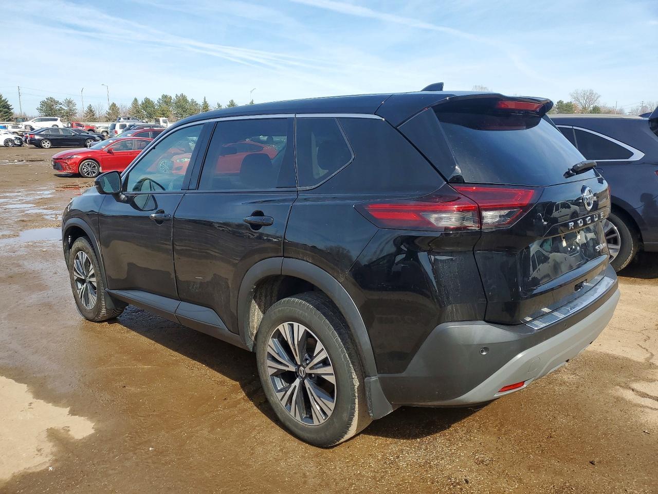 2021 Nissan Rogue Sv - Фото 2