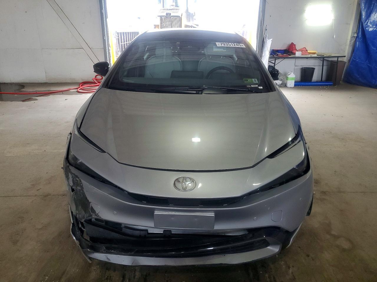 2024 Toyota Prius - Фото 5