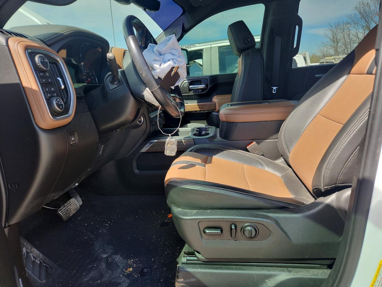 2021 Chevrolet Silverado K3500 High Country - Фото 7