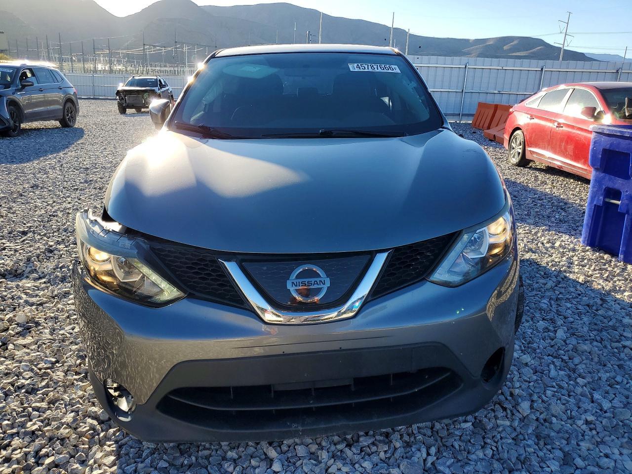 2019 Nissan Rogue Sport S - Image 5