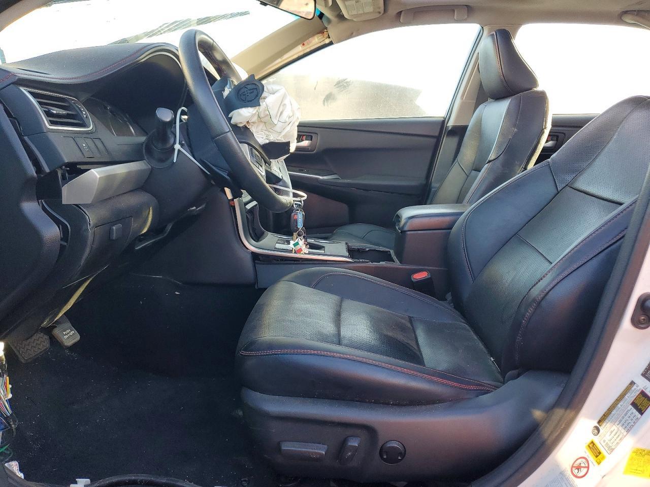 2017 Toyota Camry Se - Фото 7