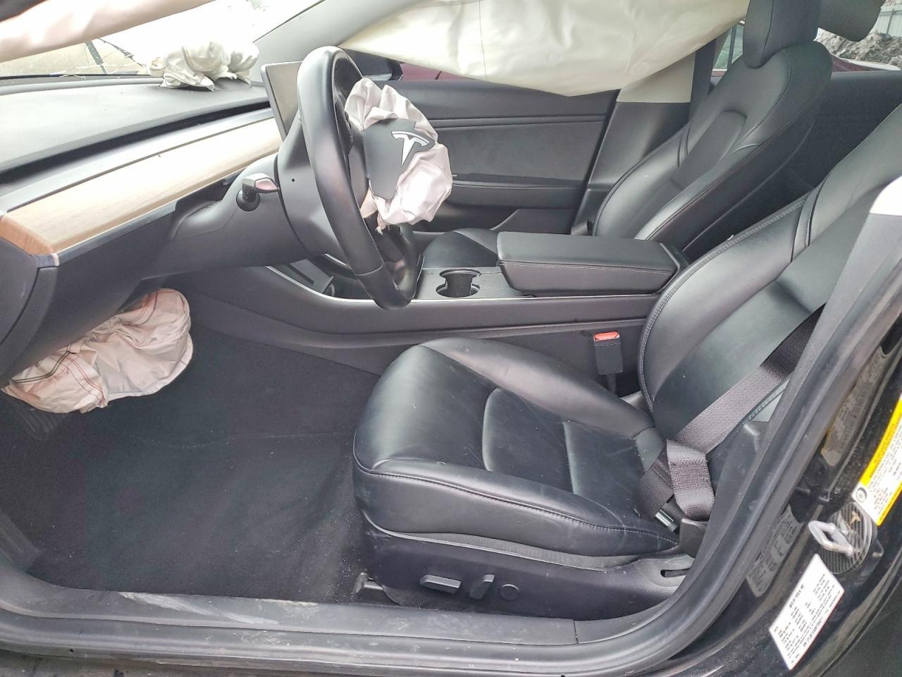 2019 Tesla Model 3 - Фото 7