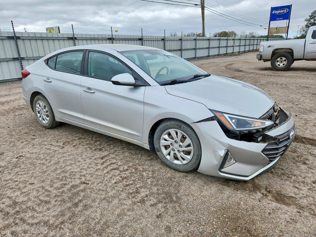 2019 Hyundai Elantra Se - Фото 4