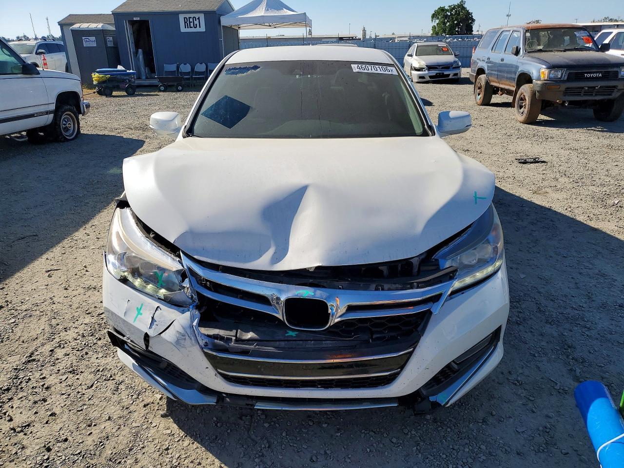 2014 Honda Accord Plug-In Hybrid - Фото 5