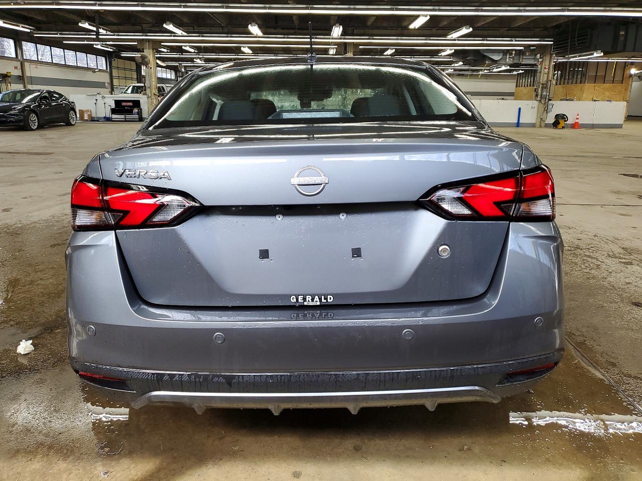 2025 Nissan Versa S - Фото 6