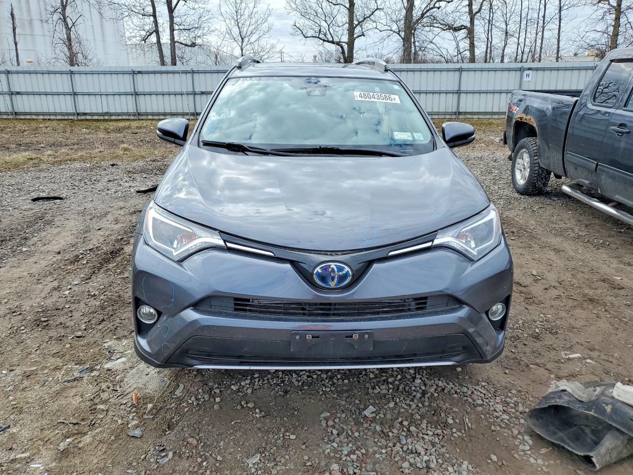2017 Toyota Rav4 Hybrid Xle - Image 5