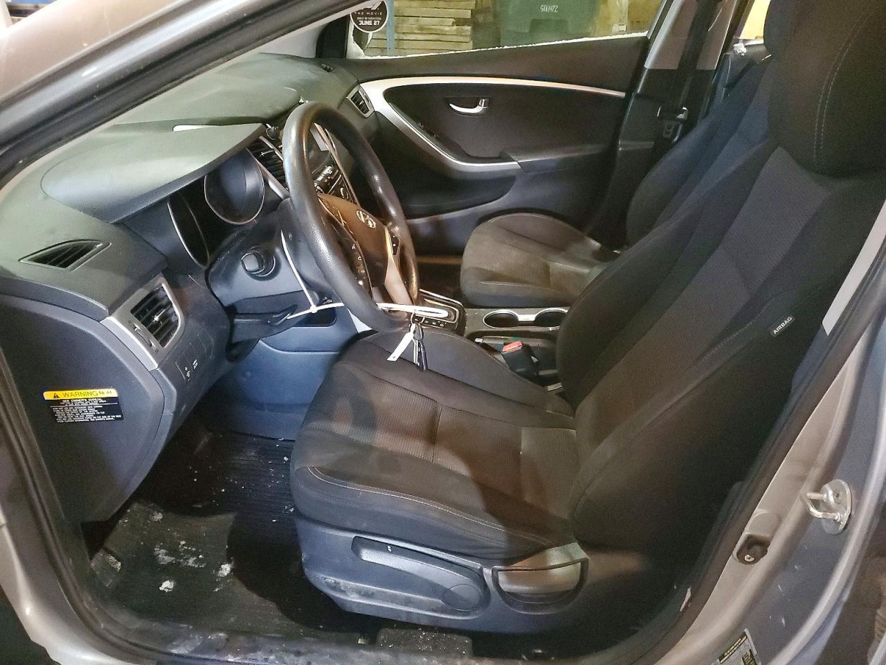 2014 Hyundai Elantra Gt Base - Image 7