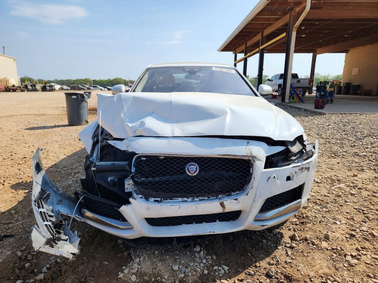 2018 Jaguar Xf Premium - Image 5