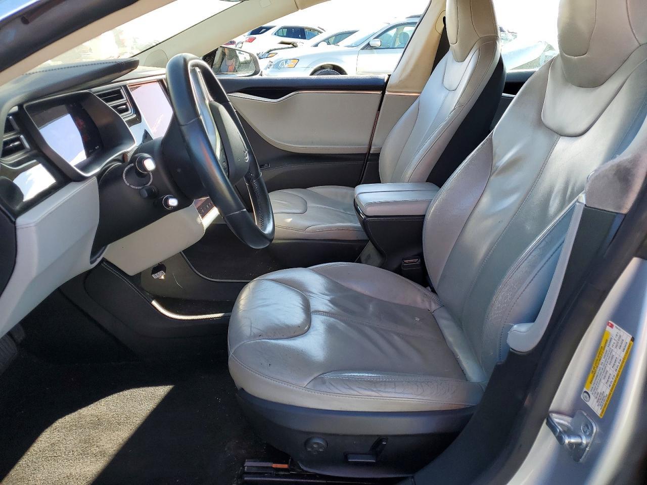 2014 Tesla Model S 60 - Фото 7