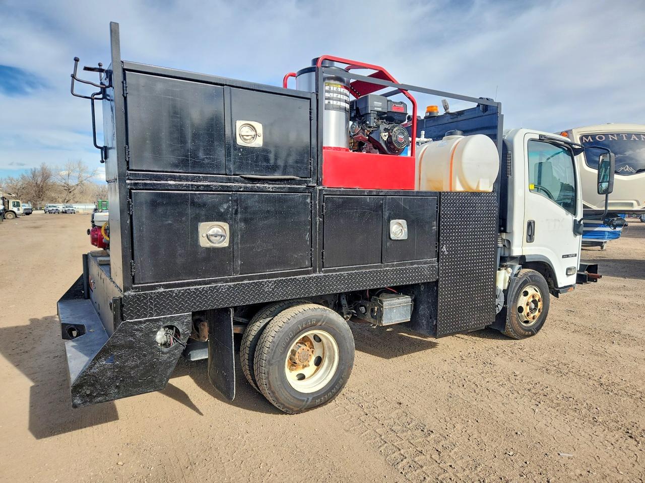 2012 Isuzu Npr Utility / Service Truck - Image 3