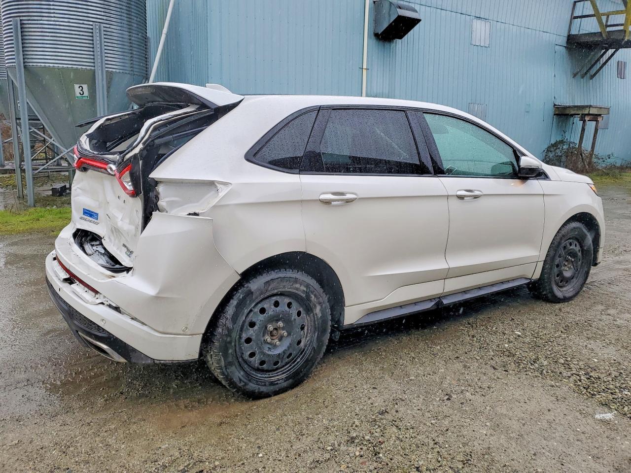 2017 Ford Edge Sport - Image 3