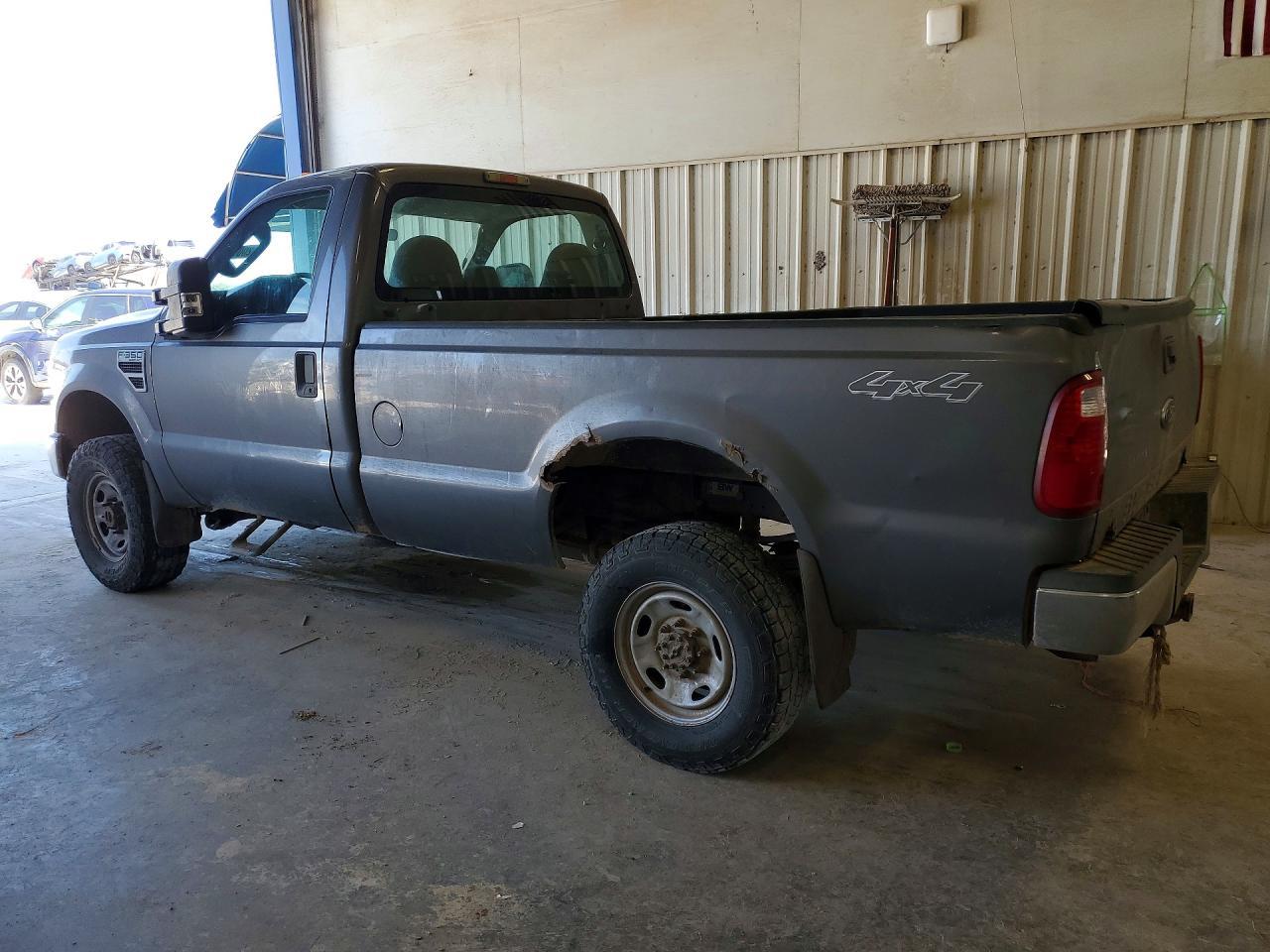 2010 Ford F350 Super Duty - Image 2