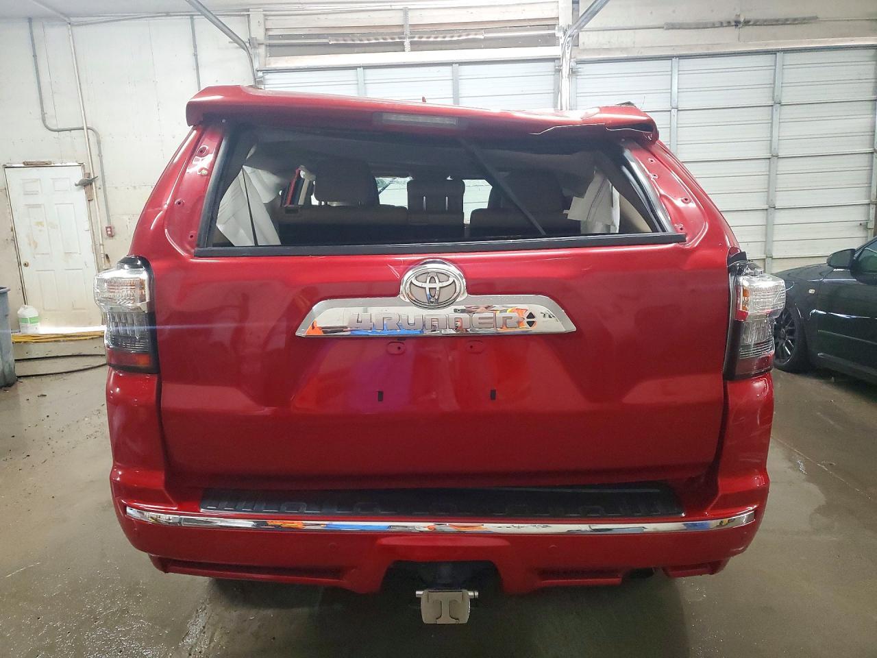2018 Toyota 4Runner Limited - Image 6