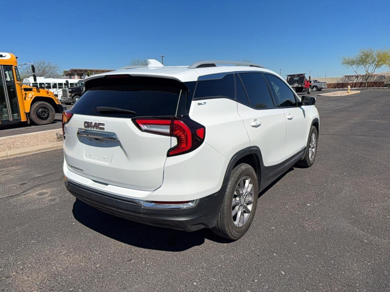 2023 GMC Terrain Slt - Фото 4