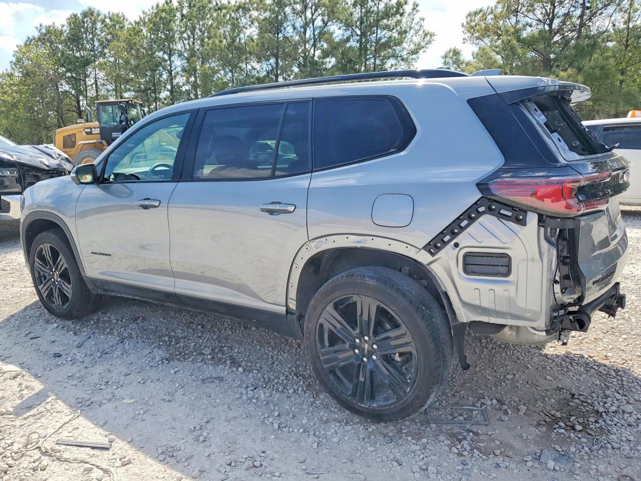 2025 GMC Acadia Elevation - Фото 2