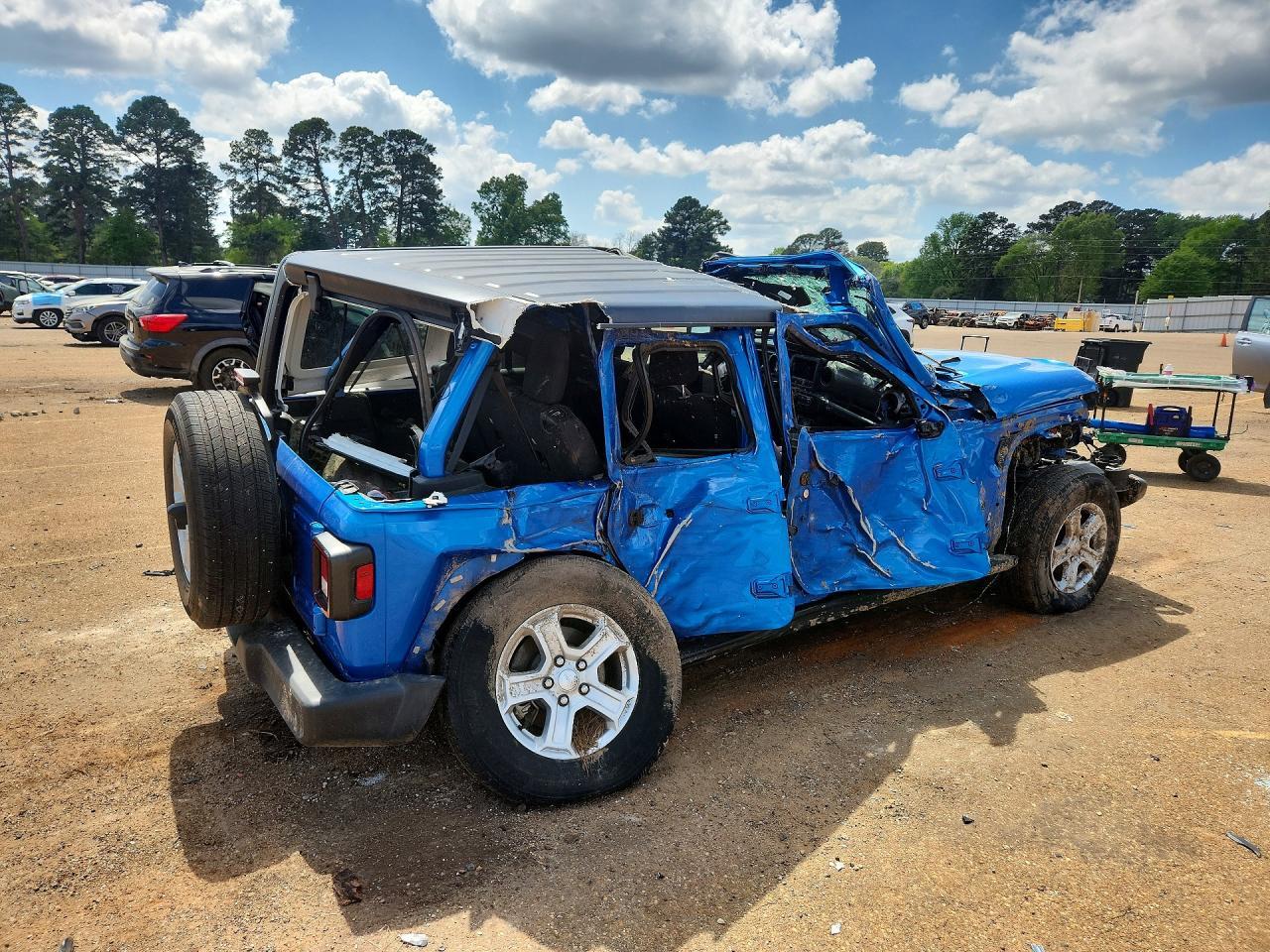 2022 Jeep Wrangler Unlimited Sport - Фото 3
