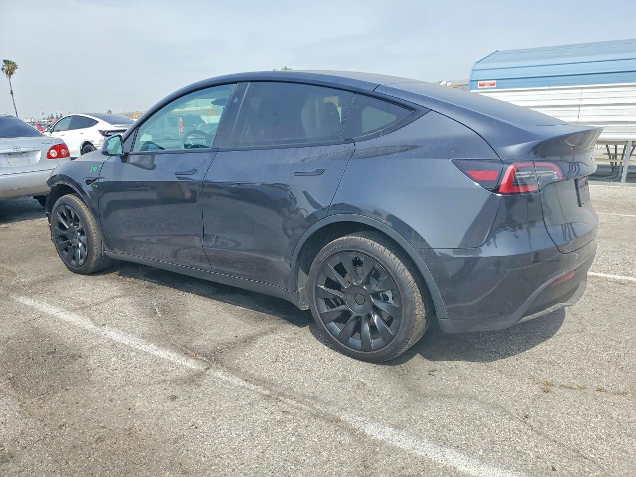2024 Tesla Model Y - Image 2