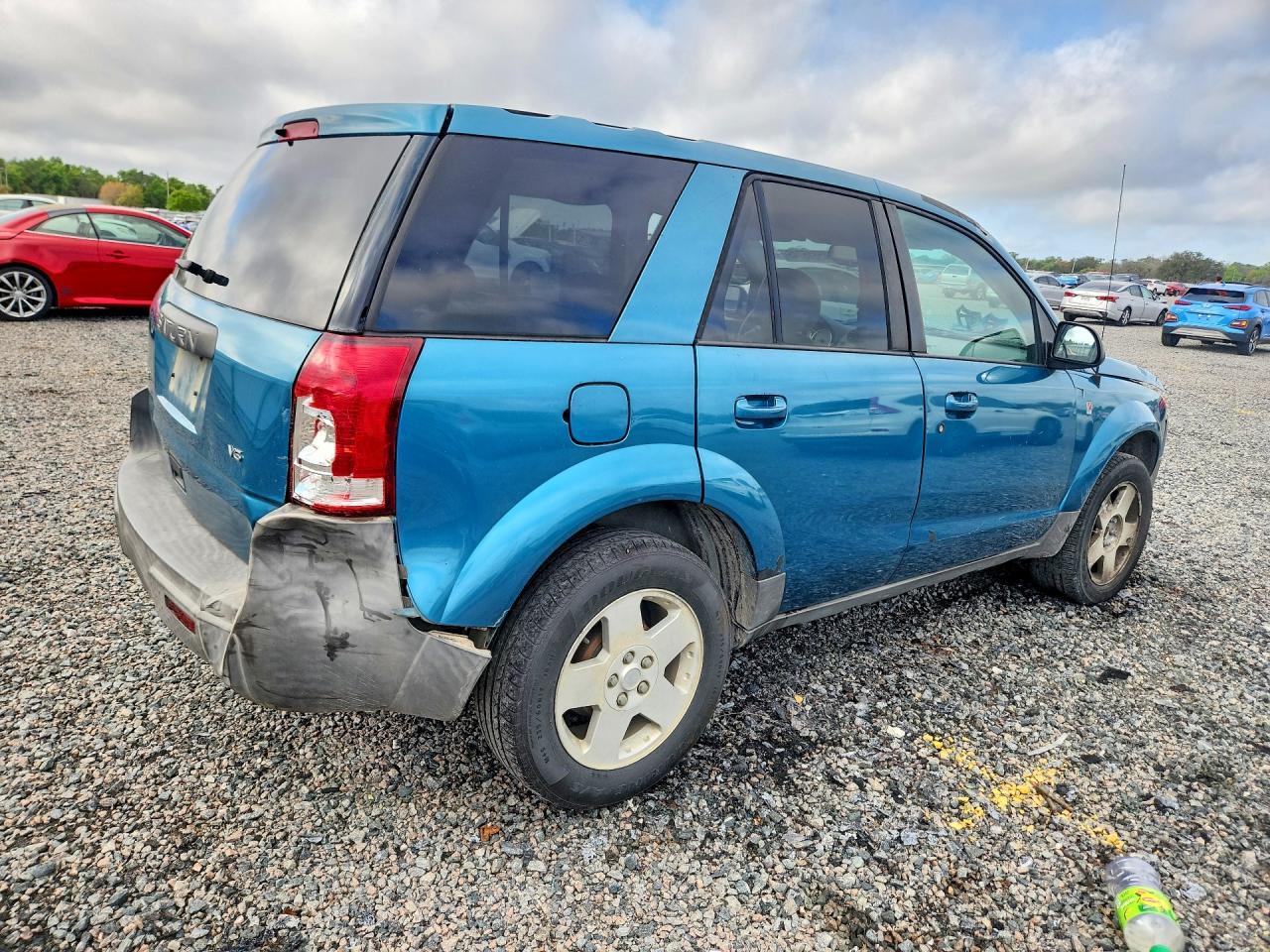 2005 Saturn Vue - Image 3