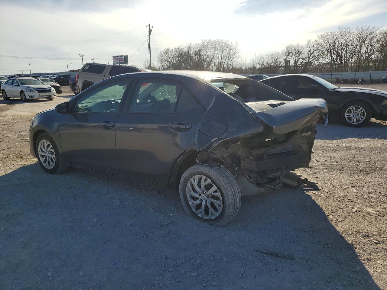 2019 Toyota Corolla Le - Image 2