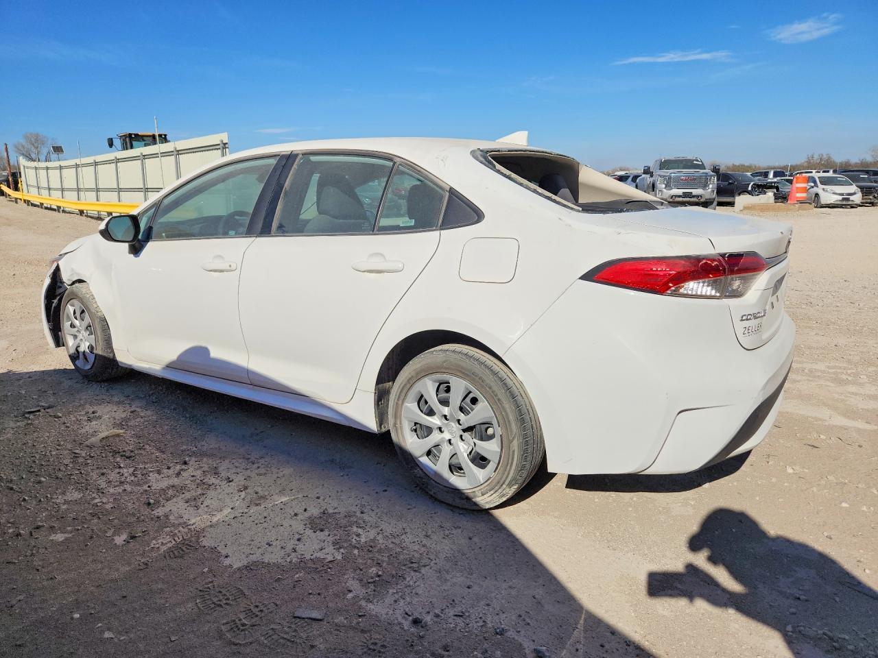 2021 Toyota Corolla Le - Фото 2