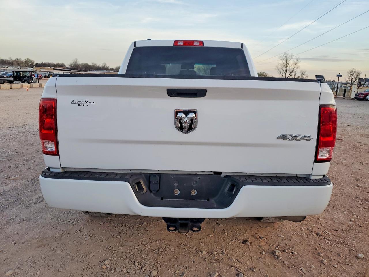 2019 Ram 1500 Classic Tradesman - Фото 6