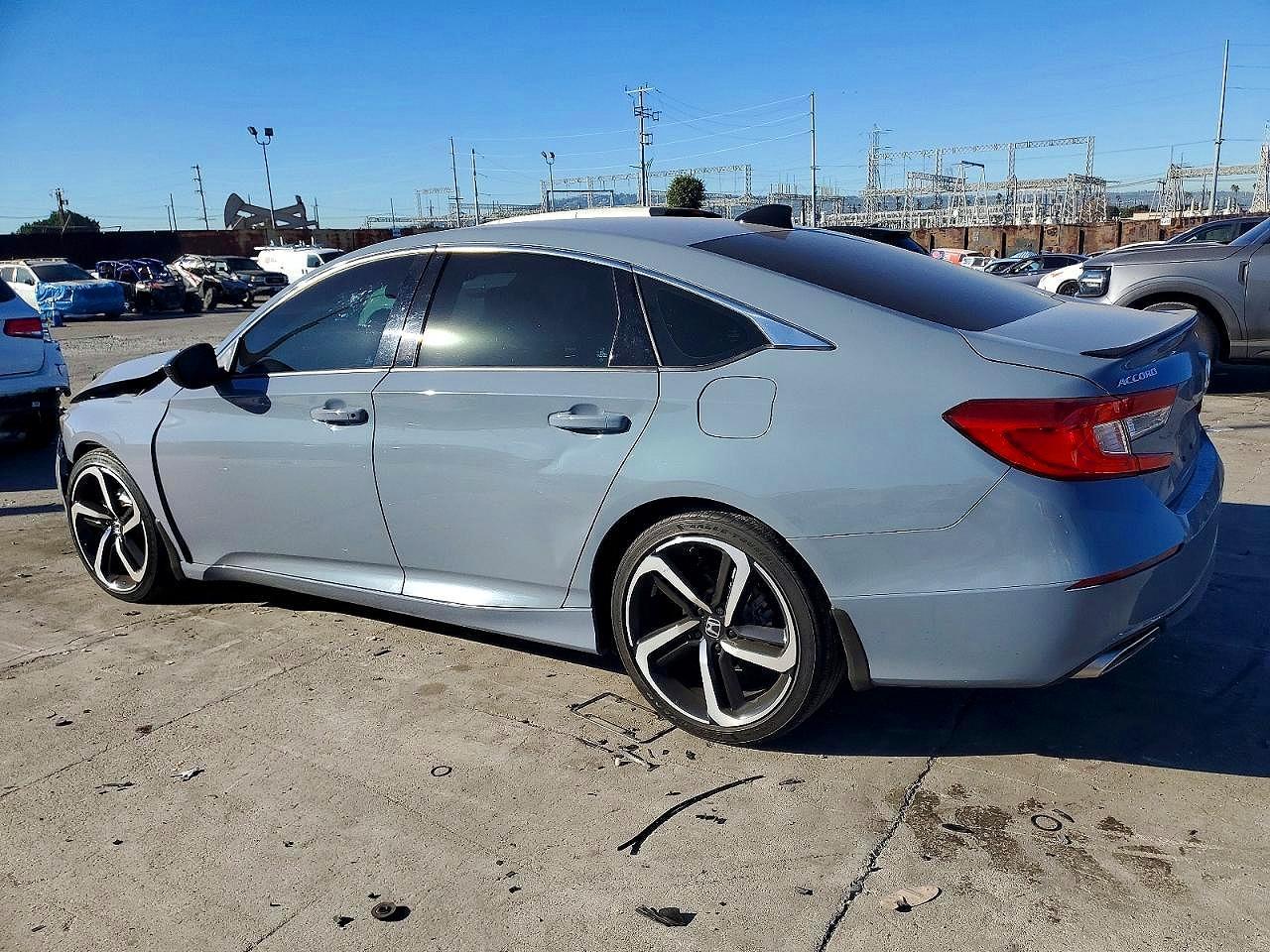 2021 Honda Accord - Фото 2