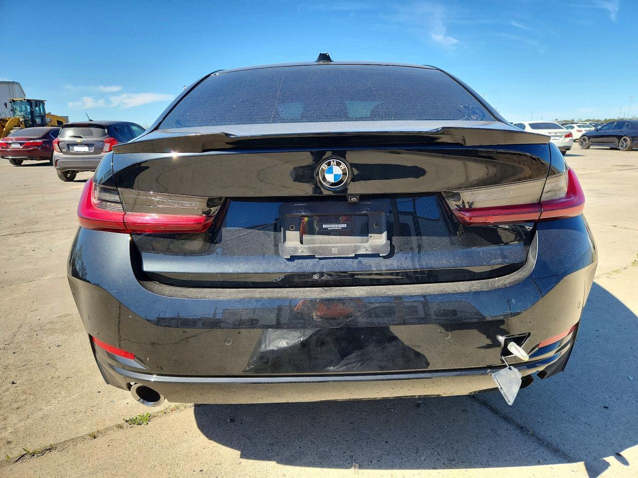 2023 BMW 330Xi - Фото 6
