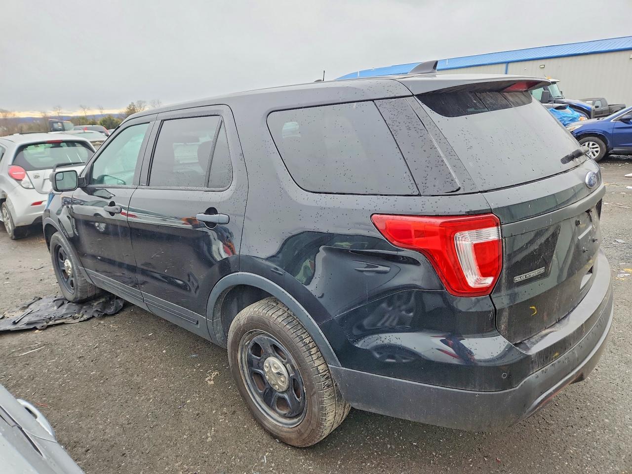 2017 Ford Explorer Police Interceptor - Image 2