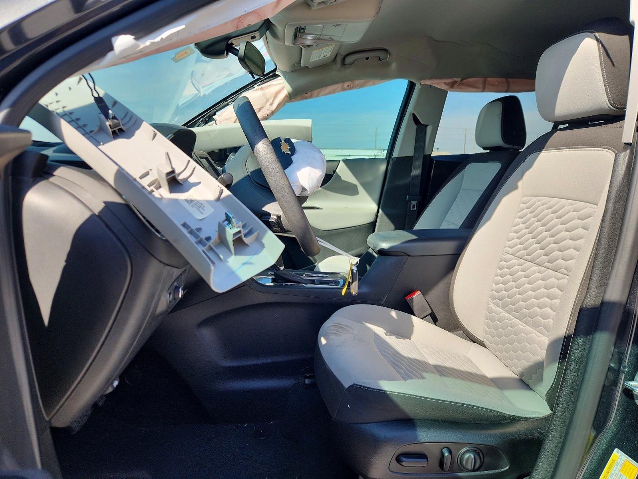 2021 Chevrolet Equinox Ls - Image 7