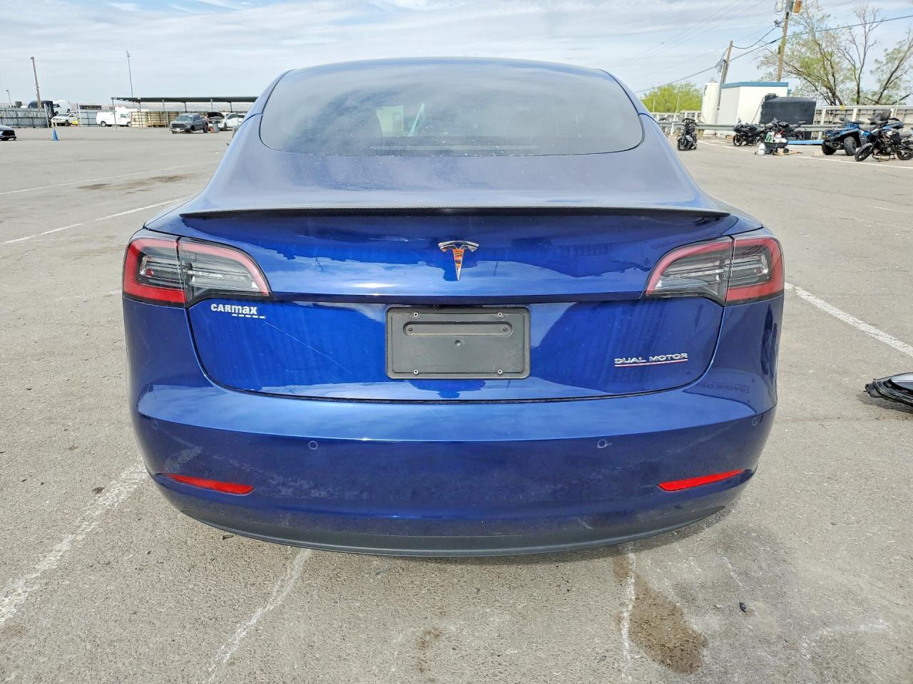 2022 Tesla Model 3 - Image 6